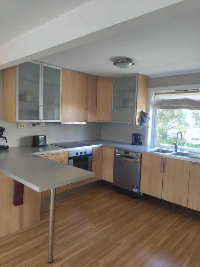 Feelhome Apartment 4- Bedroms Njords Veg トロムソ エクステリア 写真